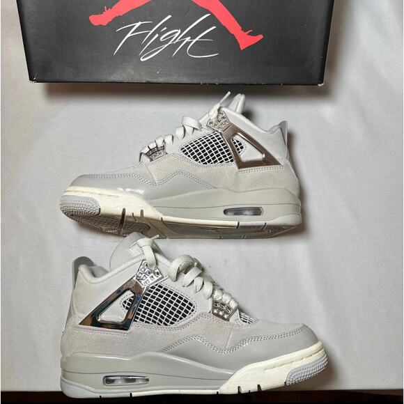 Size 6.5 - Wmns Air Jordan 4 Retro Frozen Moments Women's Ships Now - Picture 3 of 10